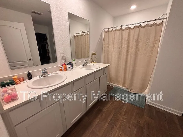 348 Orellana Rd — Photo 9