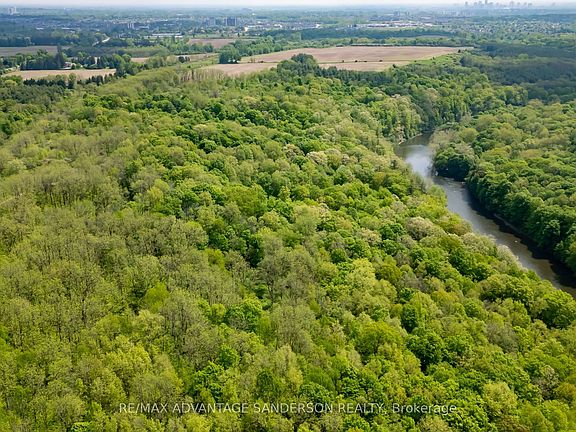 5th image of 20735 Denfield Rd