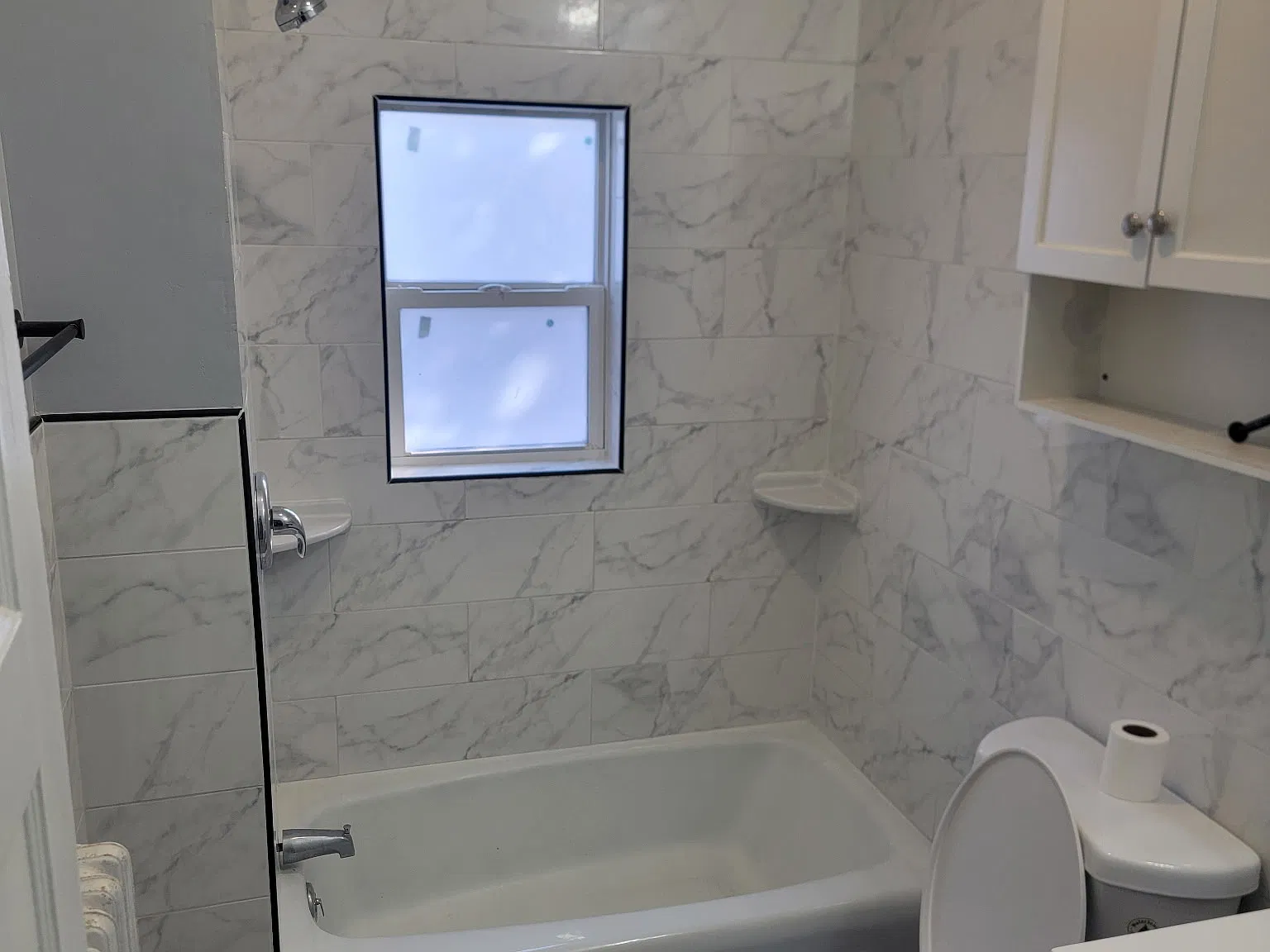 5 bed, $2,200 — Photo 3