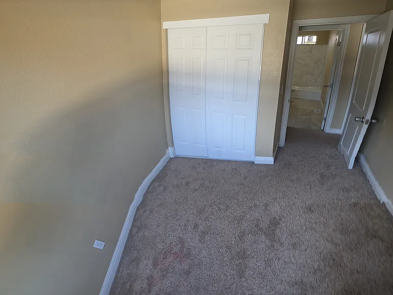 1940 Grande Cir #58 — Photo 13
