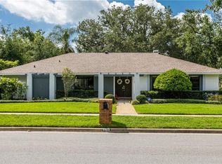 390 White Oak Cir, Maitland, FL 32751