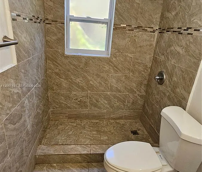 850 SW 6th Ct #3 — Photo 13