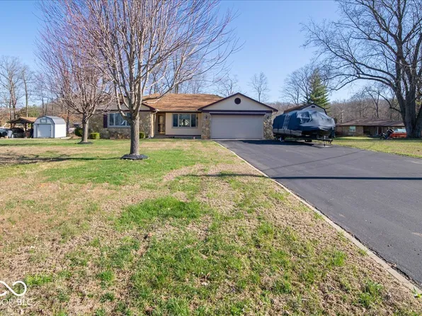 1647 S Plateau Cir, Martinsville, IN 46151