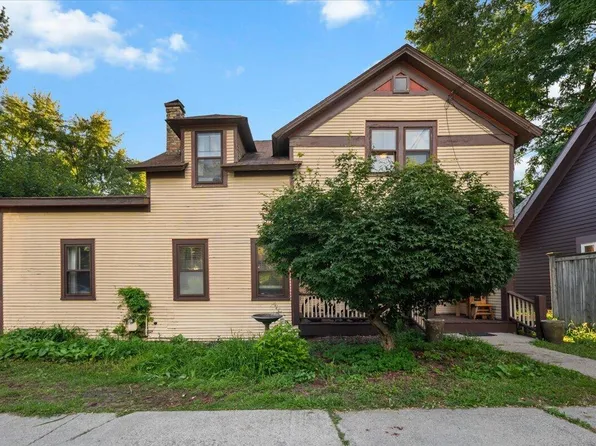 211 Charles Ave SE, Grand Rapids, MI 49503
