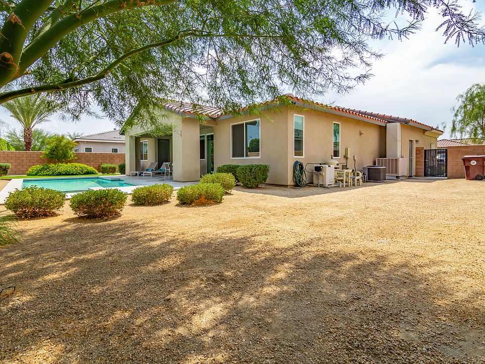 1st image of 43442 Scollard Ct