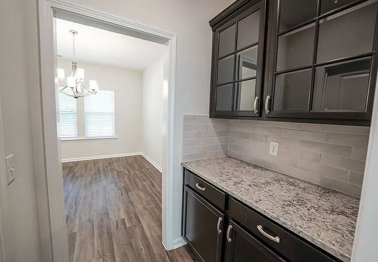 3556 Castleoak Dr — Photo 11