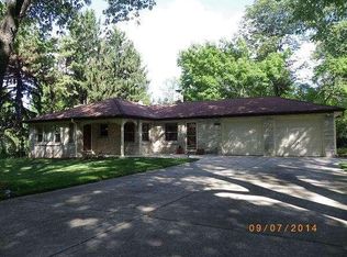 2334 S Brookland Rd, New Berlin, WI 53151