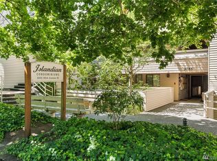 3055 80th Ave SE APT 101, Mercer Island, WA 98040