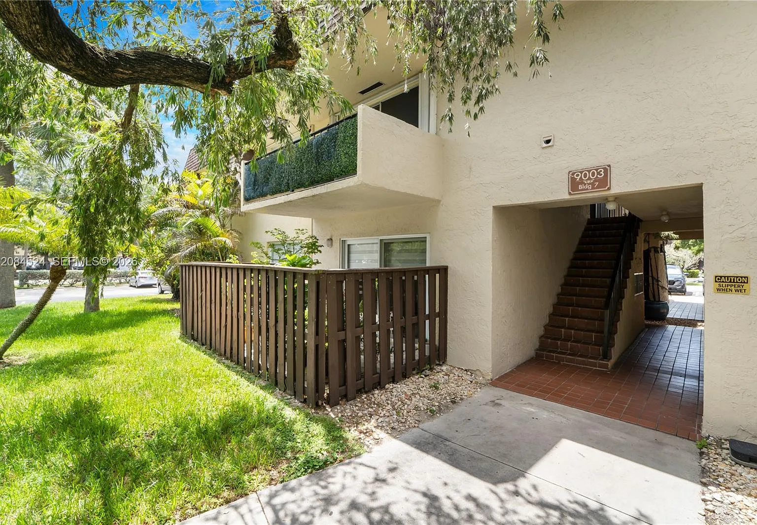 Heather Walk Condo — Photo 2