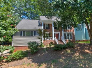 4908 Hickory Woods Dr, Greensboro, NC 27410
