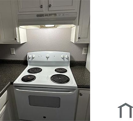 3rd image of 2215 Stewart Ave APT E