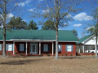 884 Clayton Rd, Chipley, FL 32428