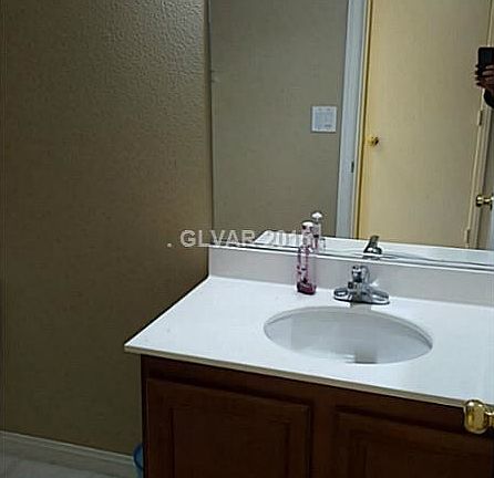 4th image of 4540 Vail St