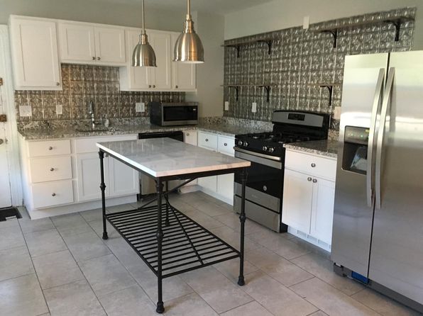 251 W 31st St