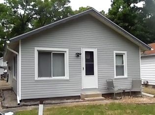 504 Oakwood Bch, Brooklyn, MI