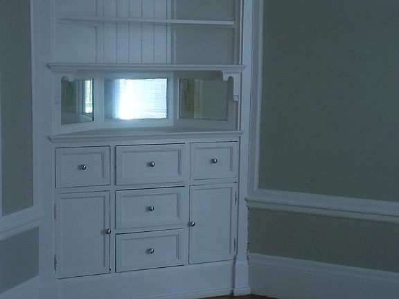 5th image of 639 Bush St APT 61