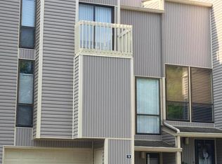 78 Valley Forge Dr, Oak Ridge, TN 37830