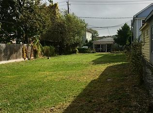 2513 Avenue L, Galveston, TX 77550