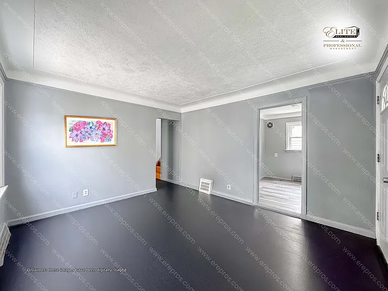 9134 Winthrop St — Photo 4