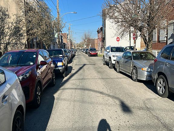 5th image of 2705 W Thompson St