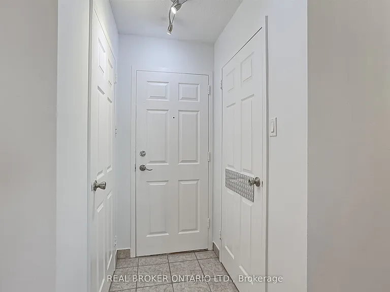3065 Queen Frederica Dr #707 — Photo 7