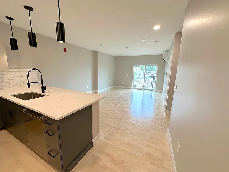 20 Upper Falls Rd #201 — Photo 1