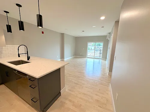 20 Upper Falls Rd #201 Photo 1