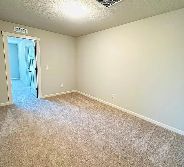 8269 SE Leafhopper St — Photo 24