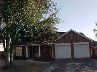 525 Red Bud Ln, Slidell, LA 70460