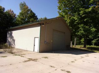 7687 W Rhoby Rd, Lake City, MI 49651