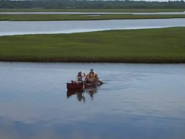 161 E Beach Rd, Westport, MA 02790