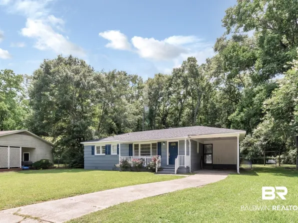 102 Blacksher Ct, Mobile, AL 36606