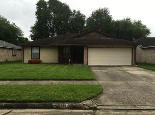 1118 Maple Creek Dr, La Porte, TX 77571
