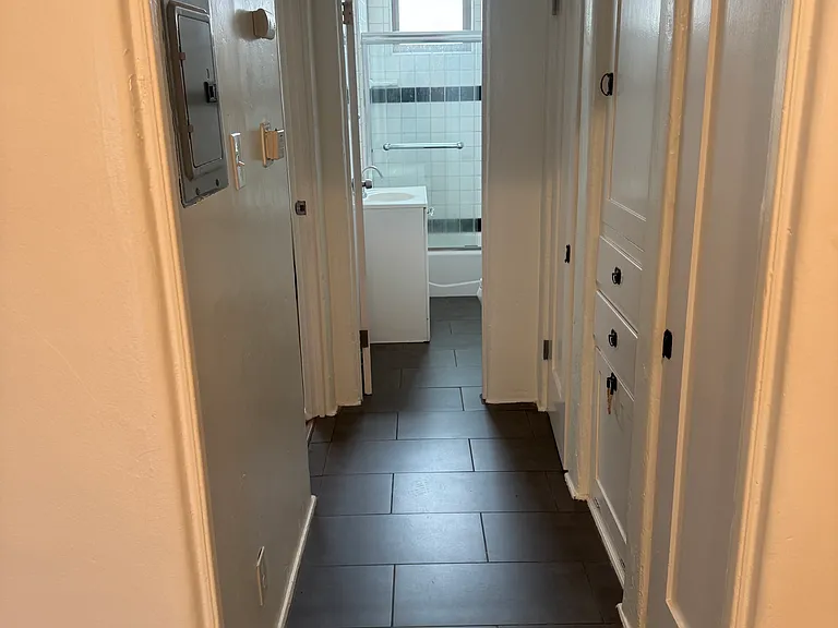 4907 E Ocean Blvd #1 — Photo 11