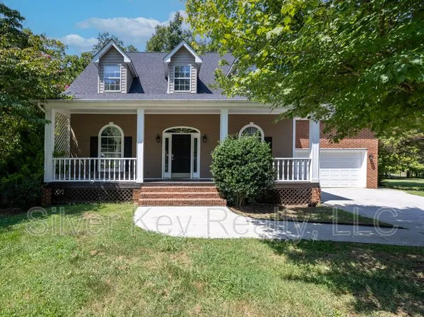 1725 Brookwood Dr NE, Cleveland, TN 37323