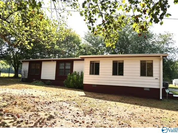 191 Morris Cir, Scottsboro, AL 35768
