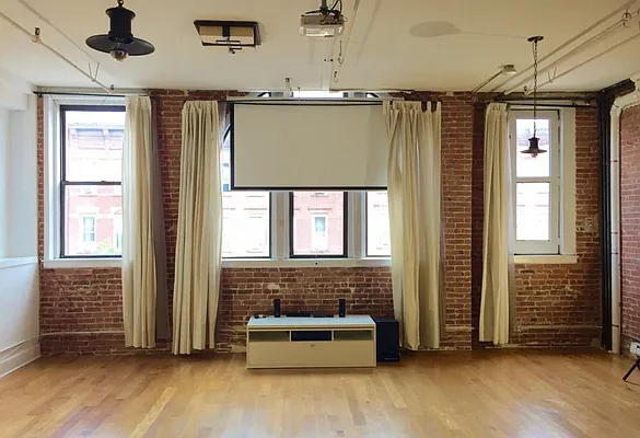 Rented by Go Greenpoint Real Estate | media 22