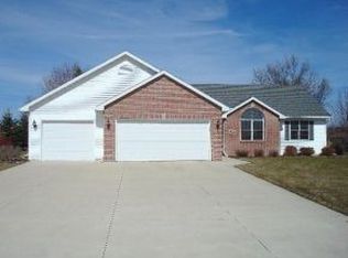 4632 Amberwood Ln, Appleton, WI 54913