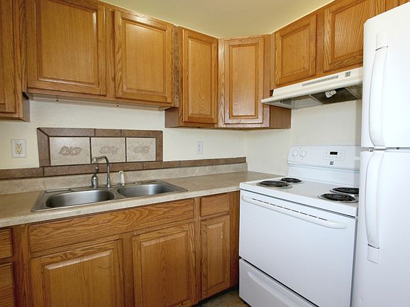 2nd image of 3704 S Gunnison St #3708