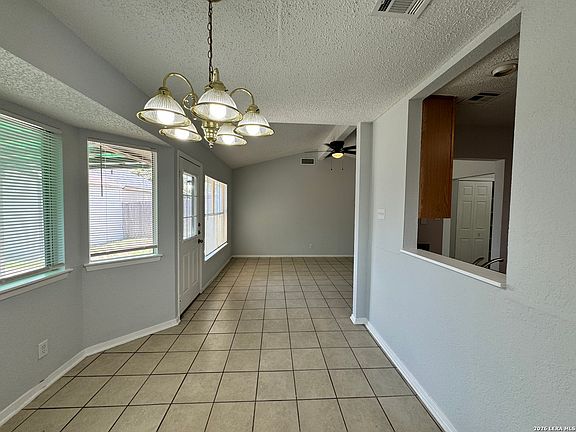 4th image of 6604 SPRING HURST ST
