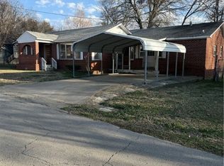 110 E Vine Ave, Sallisaw, OK 74955