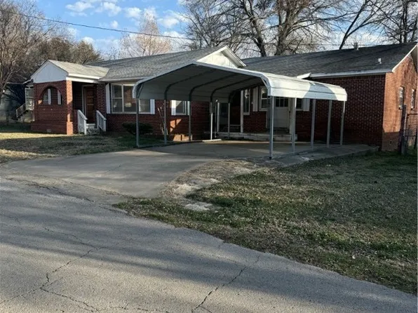 110 E Vine Ave, Sallisaw, OK 74955