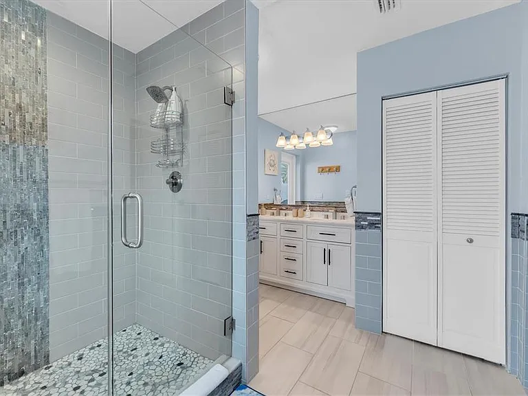 5923 2nd St E — Photo 23