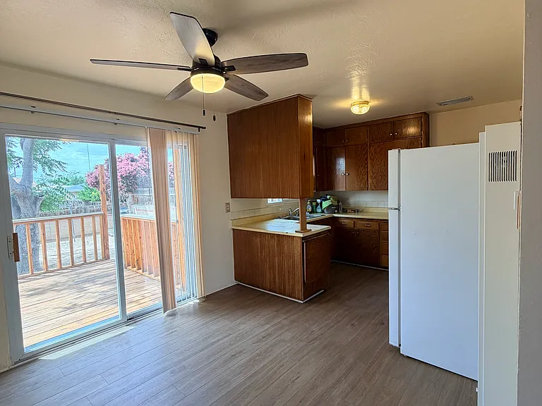 3007 Truman St NE — Photo 5