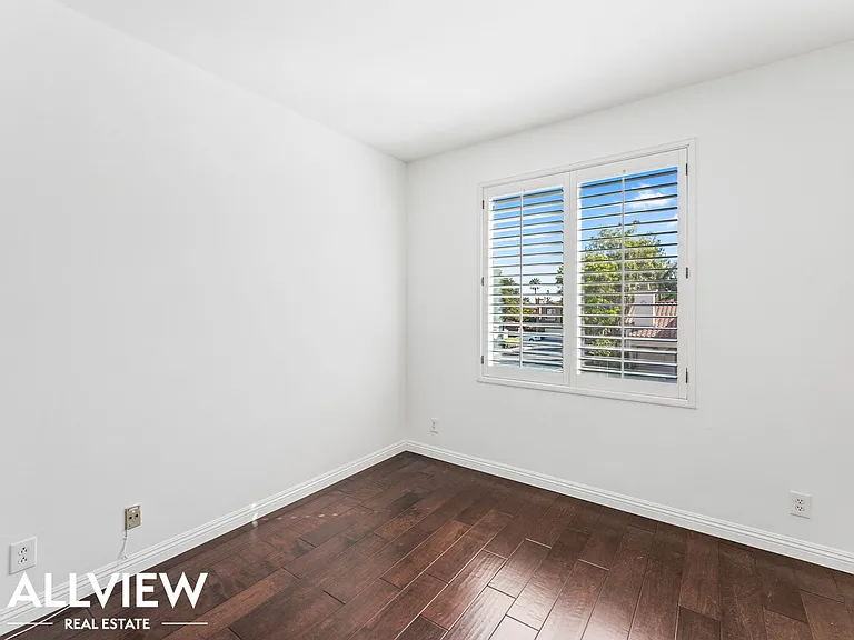 2854 Vicenzo Dr — Photo 25