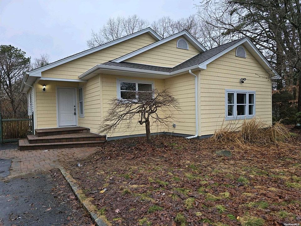 1st image of 66 Glenmere Lane