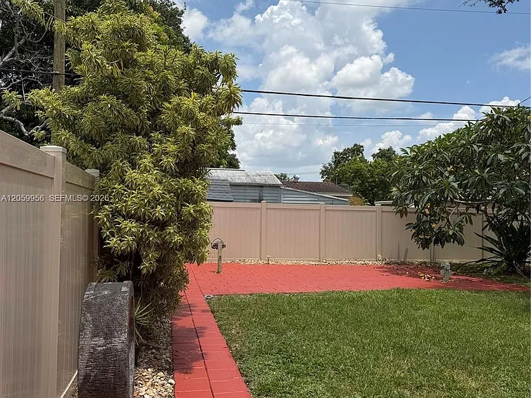 6717 Raleigh St — Photo 24