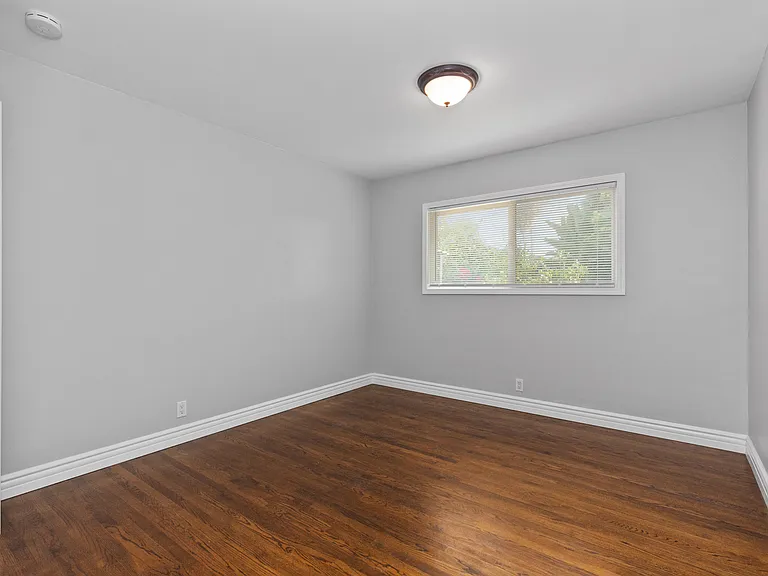 831 E Hoover Ave — Photo 29