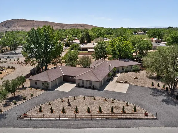 6 Shady Ln, Los Lunas, NM 87031
