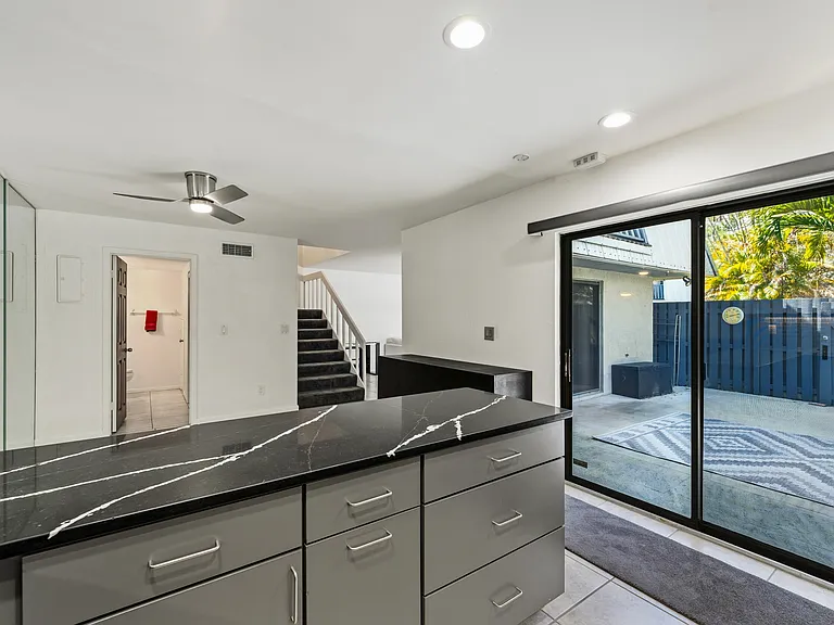 3852 SE Jefferson St — Photo 10